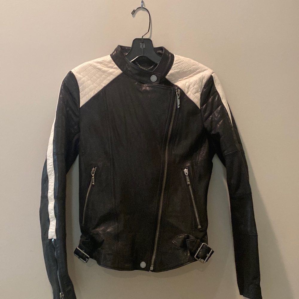 BCBG MAXAZRIA Black With White Accents Leather Moto Jacket. Size: Small
